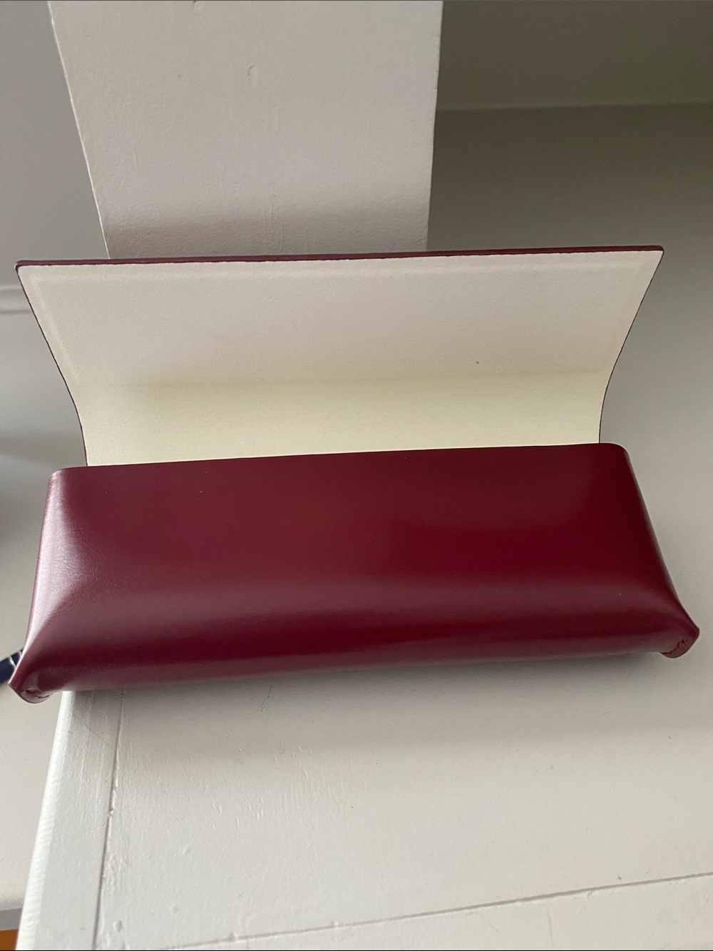 Gucci Velvet Glasses Case – Burgundy Red Replacement Sunglass Pouch - Picture 4 of 5
